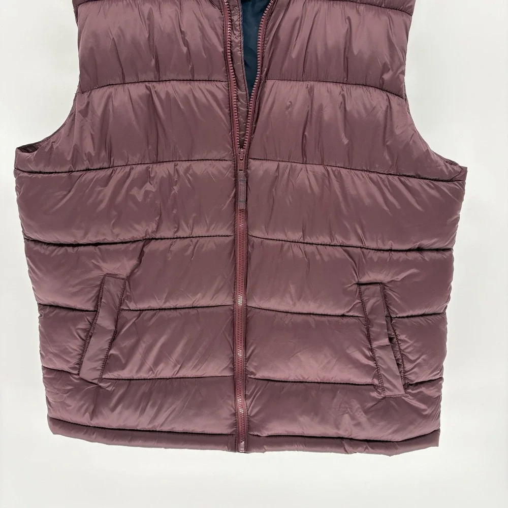 Old Navy small scratch